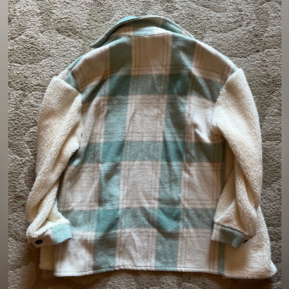 fleece - Picture 2 of 2